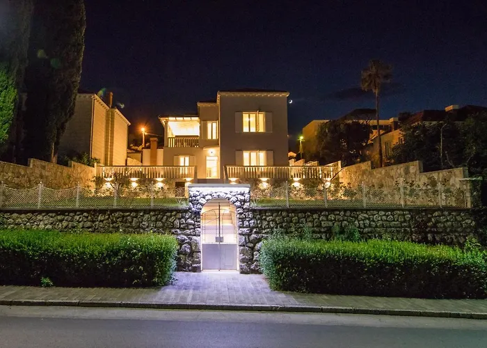 Villa Enigma
